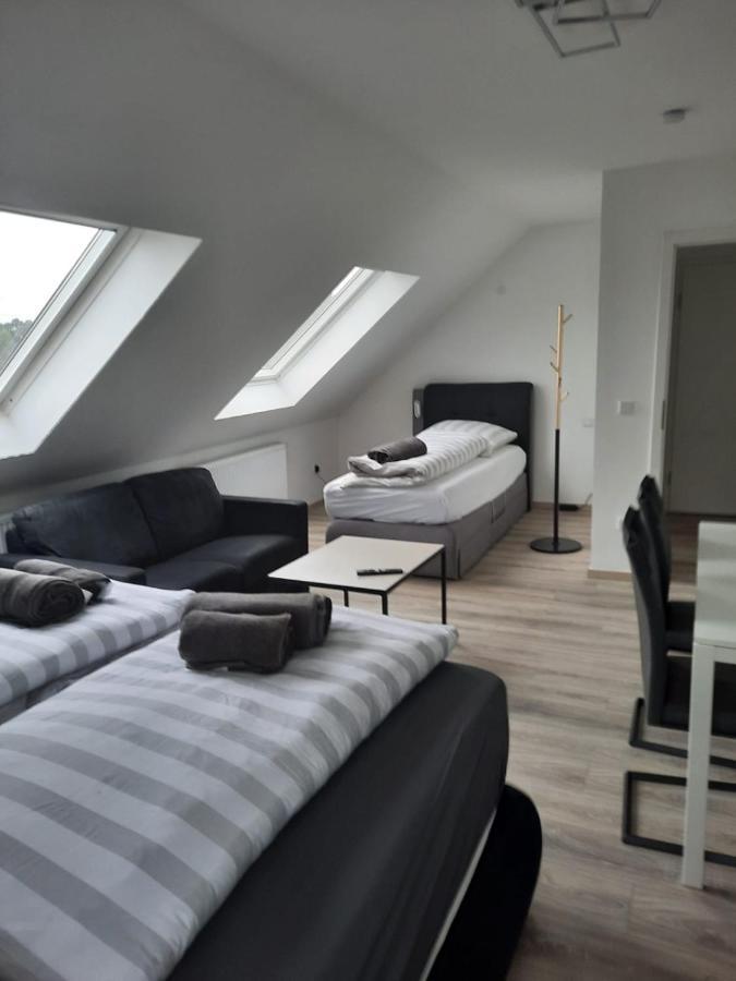 Ferienwohnung Apartment - Free Parking - Wifi - Kitchen 에센 외부 사진